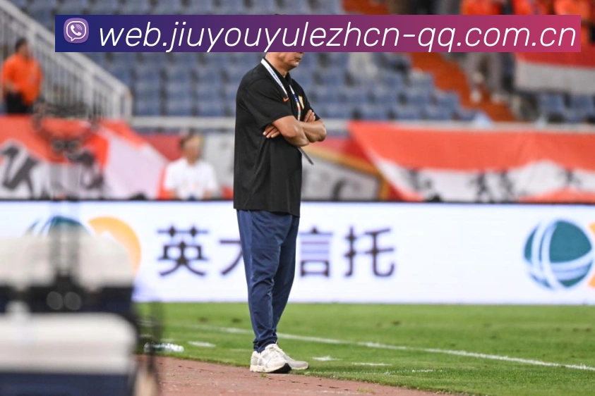 国际米兰后防核心巴斯托尼如何成长为欧洲顶级铁卫并率队争冠战术观察:最新赛事动态与深度分析 国际米兰后防核心巴斯托尼如何成长为欧洲顶级铁卫并率队争冠战术观察:最新赛事动态与深度分析